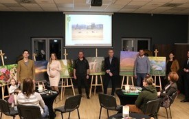 Uczestnicy III etapu konkursu fotograficznego "Cztery Pory Roku - Białe Błota w obiektywie" nagrodzeni 2