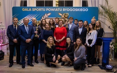 Zdjęcie do Młodzi sportowcy uhonorowani podczas Gali Mistrz&oacute;w Sportu Powiatu Bydgoskiego