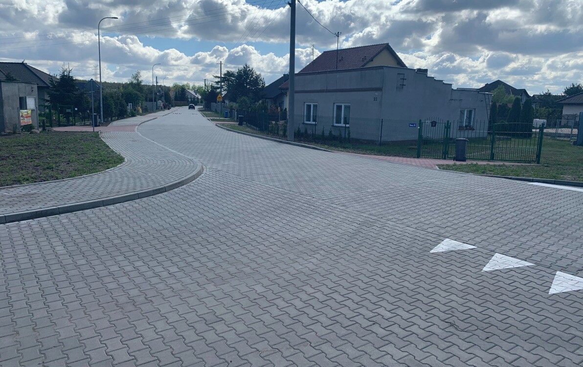 Zdjęcie do Ulica Sokola w Murowańcu 